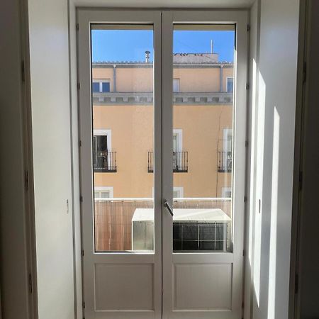 Private Rooms In Magdalena Street Madrid Exterior foto