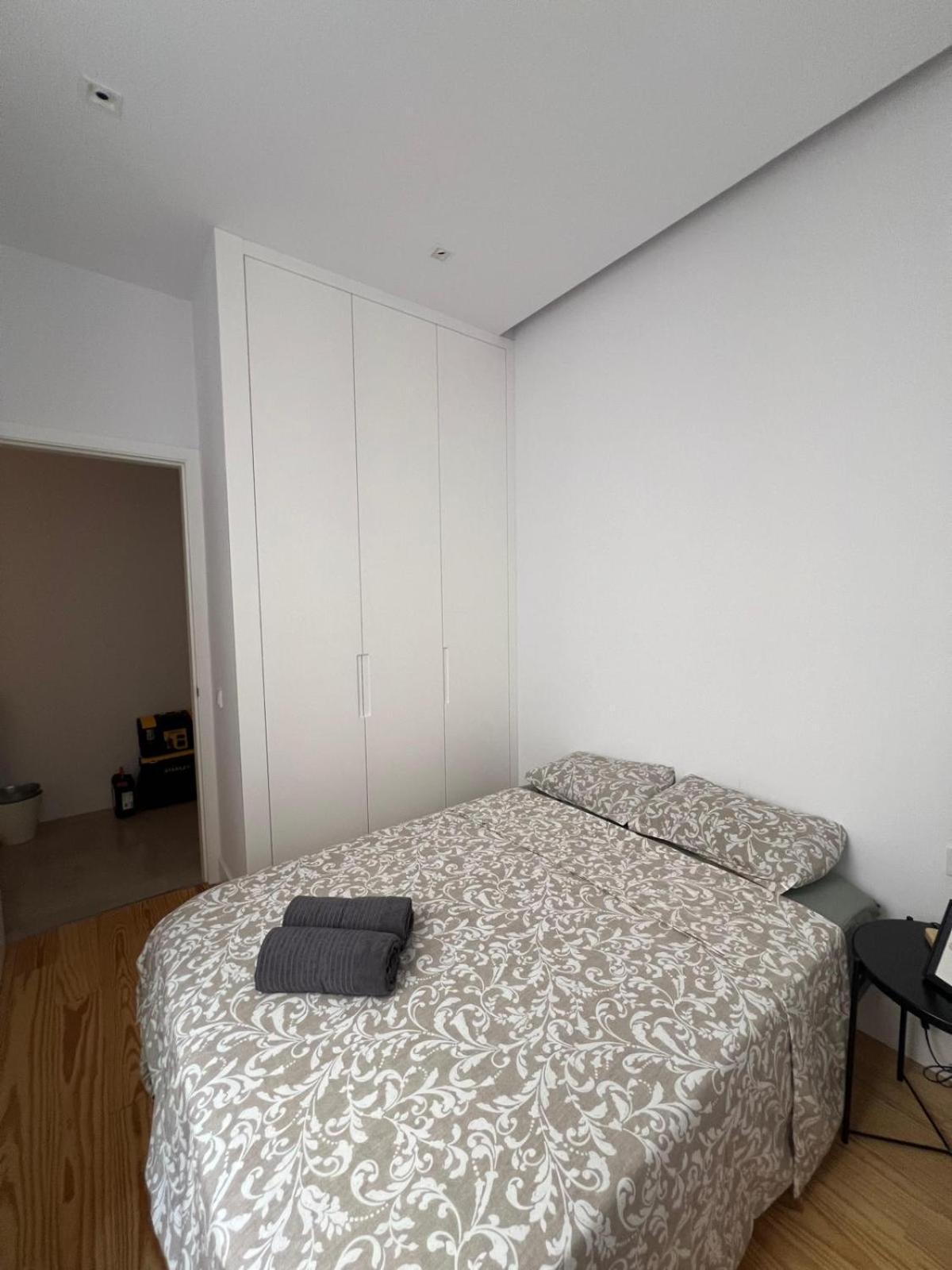 Private Rooms In Magdalena Street Madrid Exterior foto